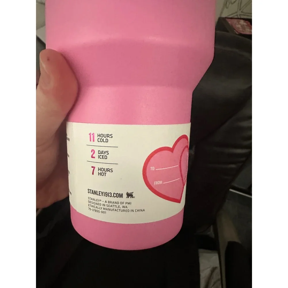 Stanley Quencher H2O Tumbler 40 oz‎ Pink Hearts Flowstate Travel Mug - Picture 7 of 8